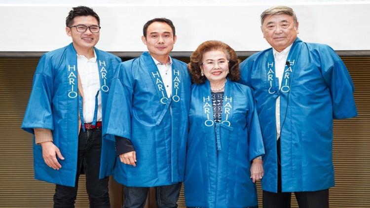 กลุ่มผู้บริหารฮาริโอะ ยกทีมฉลองความสำเร็จ ให้กับอโรม่า กรุ๊ป