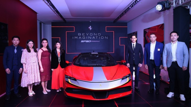 คาวาลลิโน มอเตอร์ เผยโฉมม้าลำพองที่ทรงพลังที่สุด