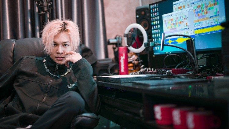 “เนส Nesyud” VJ ชื่อดังแห่ง BIGO LIVE