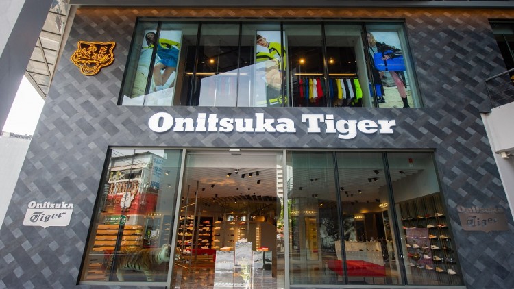 Onitsuka Tiger ฉลองการเปิดตัว Global Flagship Store