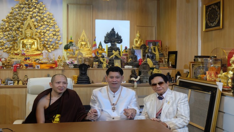 สายมูต้องมา! เปิดแลนด์มาร์ค”มหายันต์รวย”รวมเทพศักดิ์สิทธิ์แห่งแรกย่านดอนเมือง