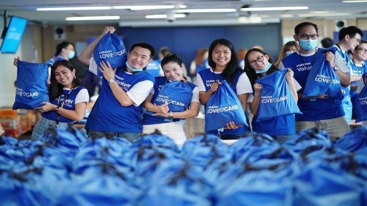 โครงการ “Samsung Love & Care”