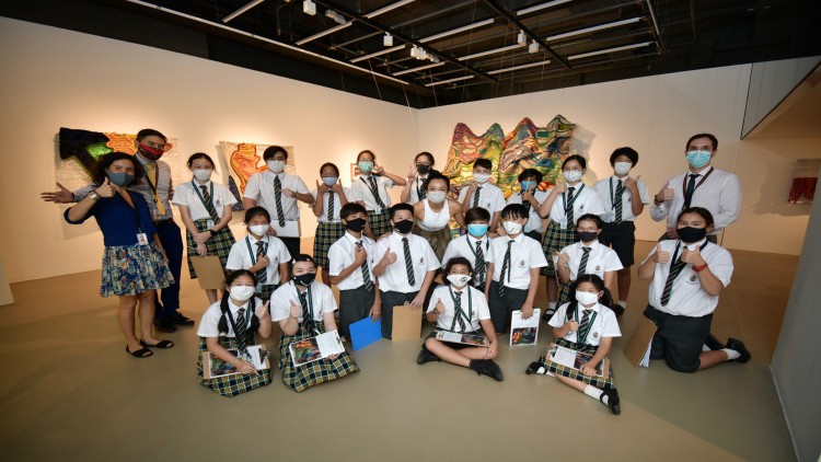 เวลลิงตัน คอลเลจ กรุงเทพฯ พานักเรียนท่องโลกศิลป์