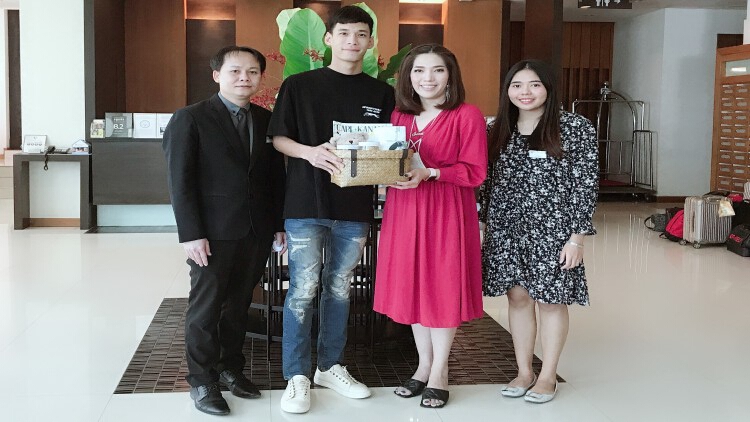 โรงแรมแคนทารี อยุธยาให้การต้อนรับแชมป์รายการเวทีเพลงเพราะ