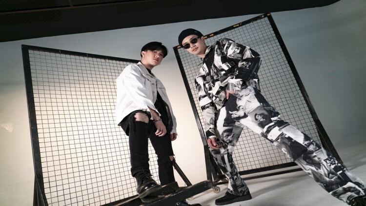 คู่หูดูโอ้ “Sunny-K & Game” ขออาสาคลายเหงา!!