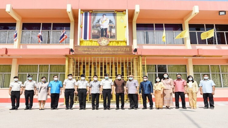 "โครงการคืนคนดีสู่สังคม" ตามแนวทางพระราชดำริ