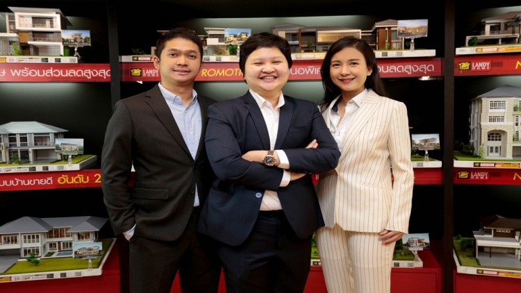 “สร้างบ้านหรู” พานิช - พรรัตน์ - ภัทรา มณีรัตนะพร