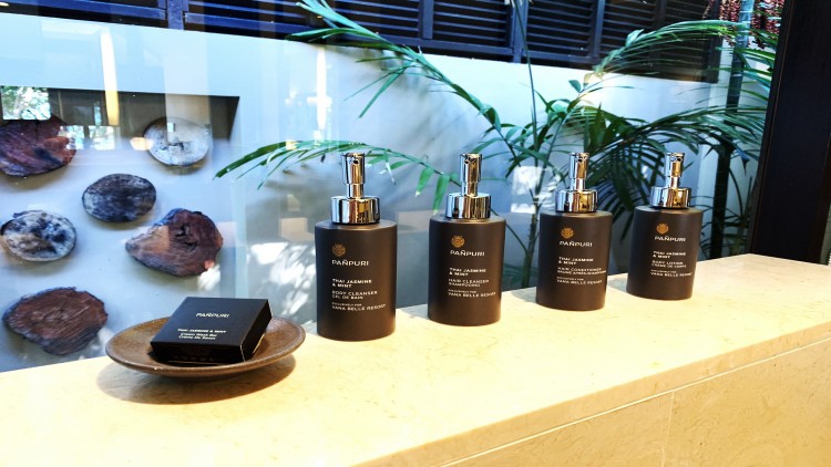 วนาเบลล์ เอ ลักซ์ซูรี่ คอลเลคชั่น รีสอร์ท เกาะสมุย ร่วมกับปัญญ์ปุริ (PANPURI)