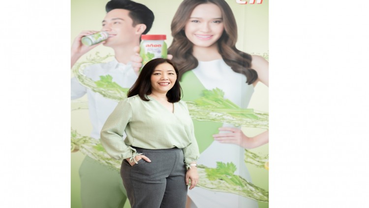  "สก๊อต เพียวเร่ เซเลอรี่ ดริ๊งค์" (Scotch Puree' Celery Drink) 