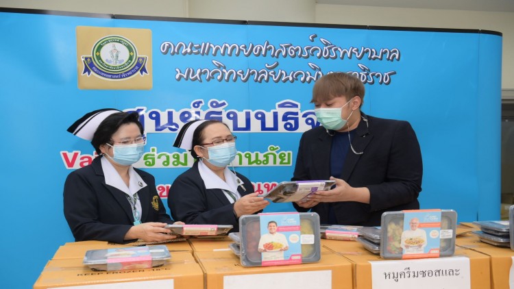 มูลนิธิเชฟแคร์ส ร่วมต้านภัยโควิด-19 ส่งอาหารแก่ทีมแพทย์ รพ.วชิรพยาบาล