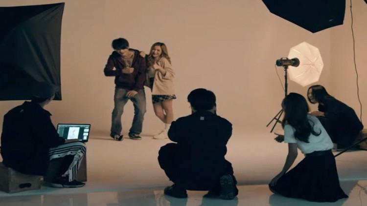 ม.หอการค้าไทย เปิดวาร์ปพาชม 4 ห้อง LAB สุดอลัง !!