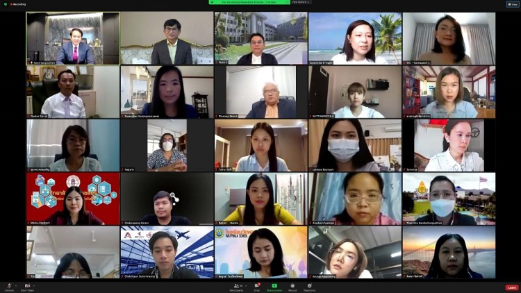 เริ่มแล้ว สกพอ. เปิดปฐมนิเทศ โครงการโรงเรียนต้นแบบ