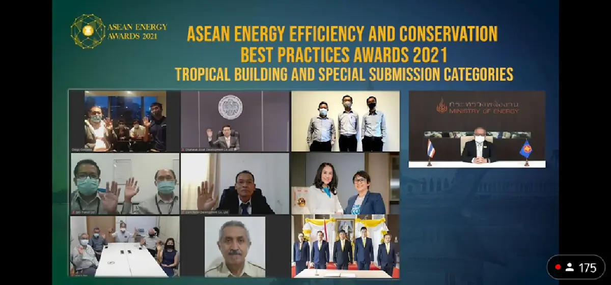 รองนายกรัฐมนตรีและรัฐมนตรีว่าการกระทรวงพลังงาน มอบรางวัลและแสดงความยินดี กับผู้แทนประเทศไทยที่คว้ารางวัลในการประกวด ASEAN Energy Awards 2021