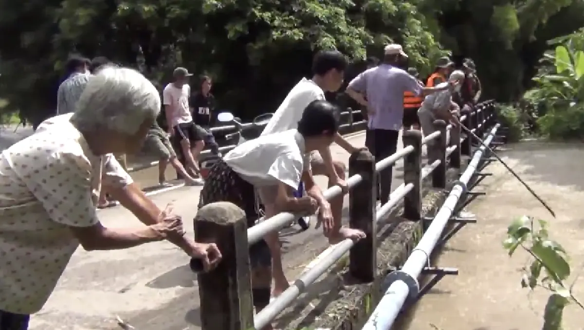 “สบปราบ” จ.ลำปาง อ่วม-ฝนตกหนัก ท่วมกว่า 100หลัง