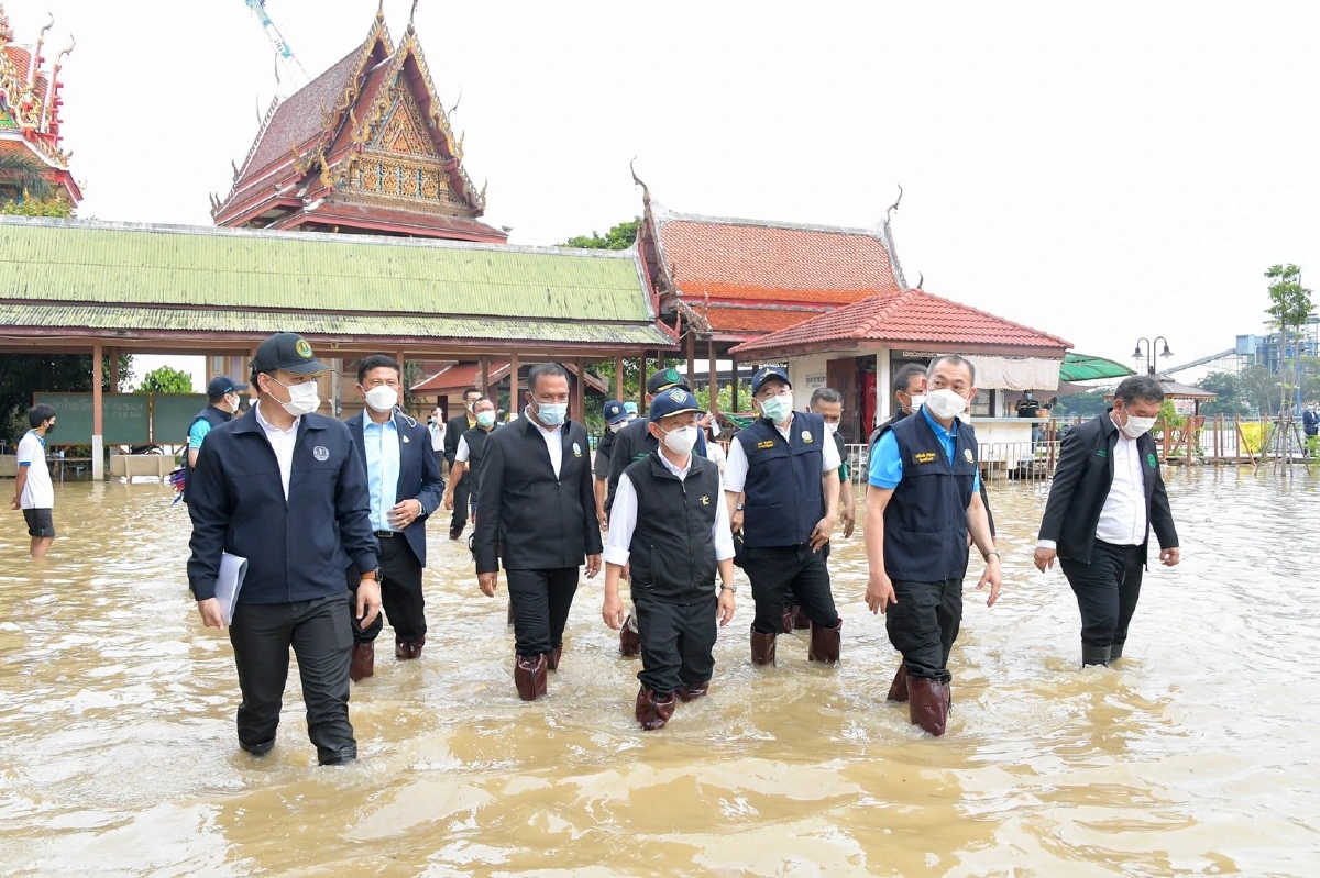 ซีพี-ซีพีเอฟระดมกำลังลงพื้นที่ส่งมอบอาหาร-น้ำดื่ม