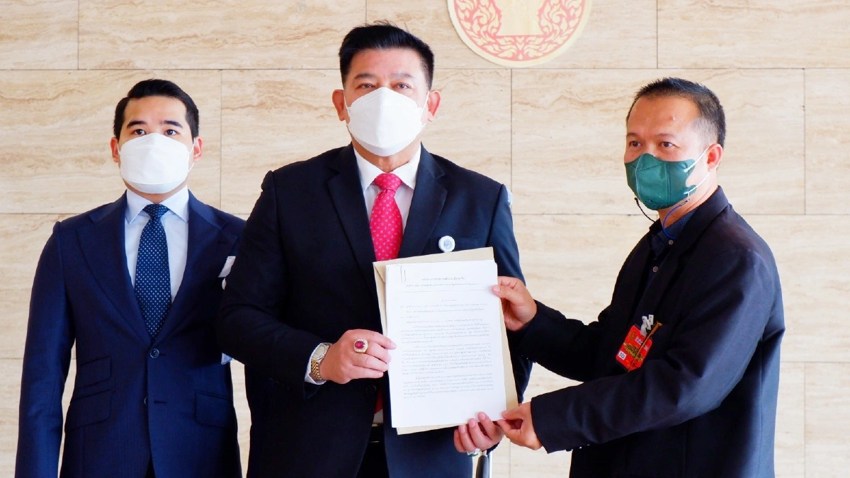 ประคองรัฐบาล ผ่านด่านสภาฯ  เกม"กฎหมาย" เสี่ยงอุบัติเหตุการเมือง