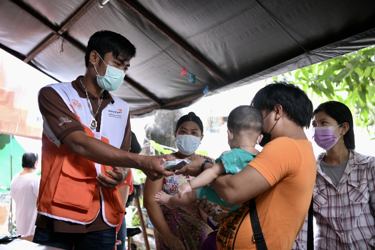 แรงงานข้ามชาติ