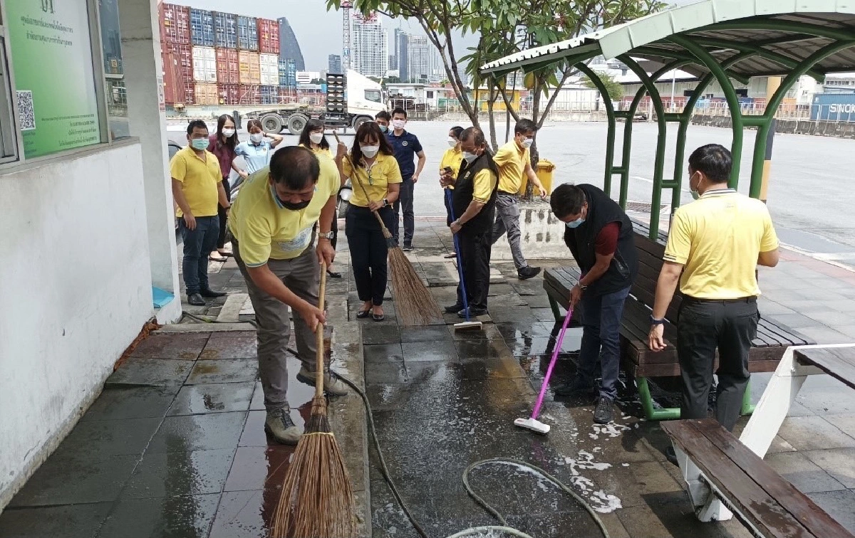 ศุลกากรท่าเรือกรุงเทพจัดกิจกรรม “เราทำความดีด้วยหัวใจ” ถวายพระราชกุศล "ในหลวง ร.9"