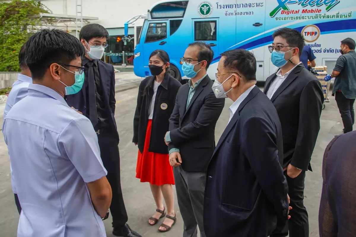 ส่งมอบรถเอกซ์เรย์ระบบดิจิทัลเคลื่อนที่ พร้อมเครื่องเอกซเรย์ และชุดแปลงสัญญาณภาพเอกซเรย์ทรวงอกฯ ให้กับโรงพยาบาลจะนะ จ.สงขลา