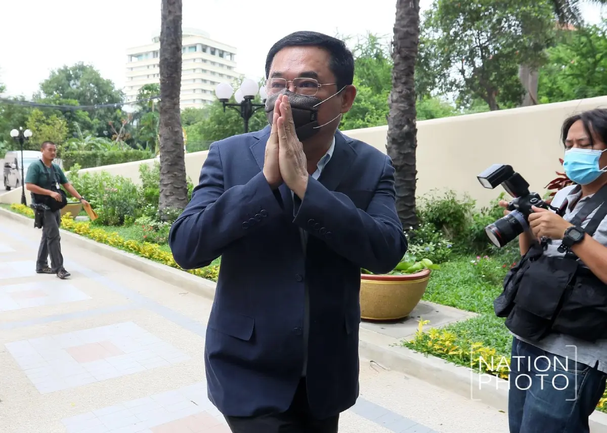 "สามมิตร"ซัดคนปล่อยข่าวย้ายซบ "พท." ยัน ไร้แนวคิดเปลี่ยนขั้ว