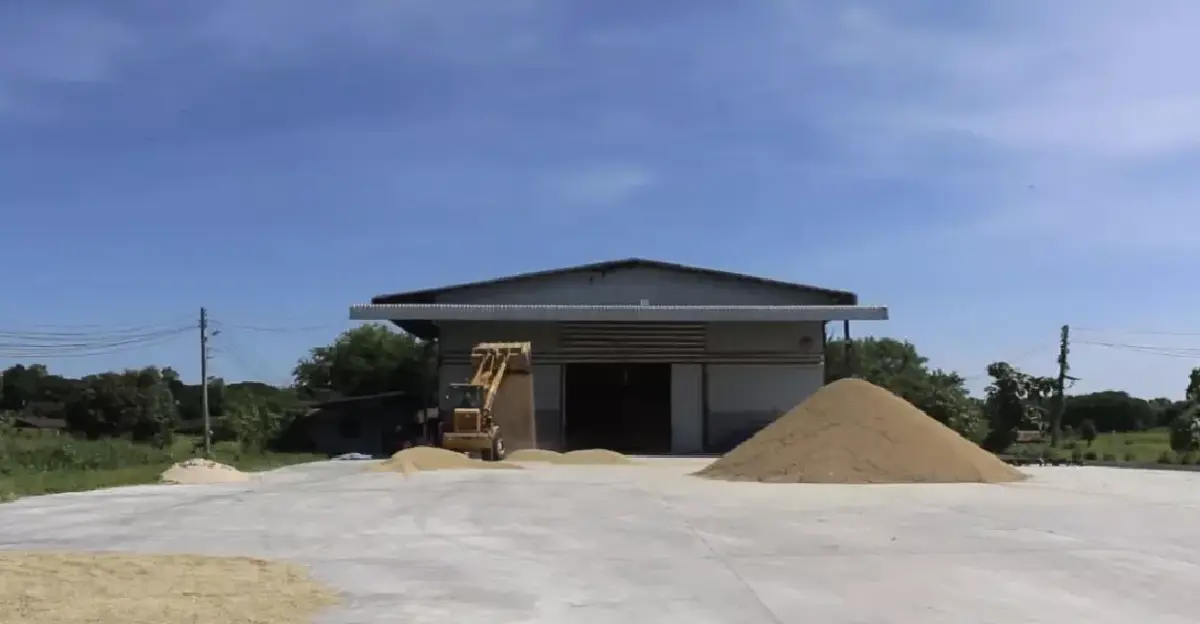 พาณิชย์ขอนแก่นตรวจท่าข้าว ป้องปรามเอาเปรียบเกษตรกร