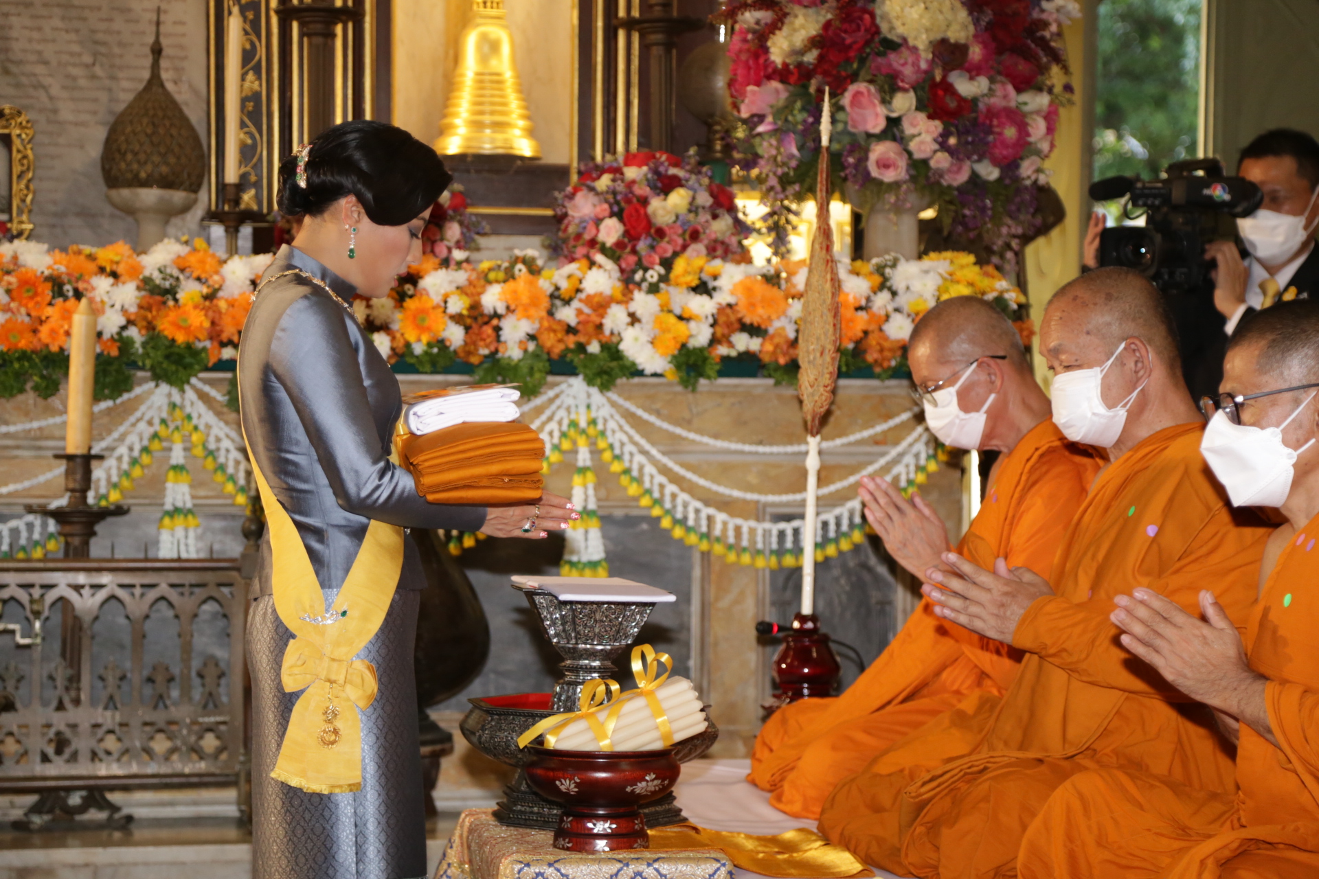 เจ้าฟ้าสิริวัณณวรีฯ ทรงบำเพ็ญพระราชกุศลถวายผ้าพระกฐิน วัดนิเวศธรรมประวัติ