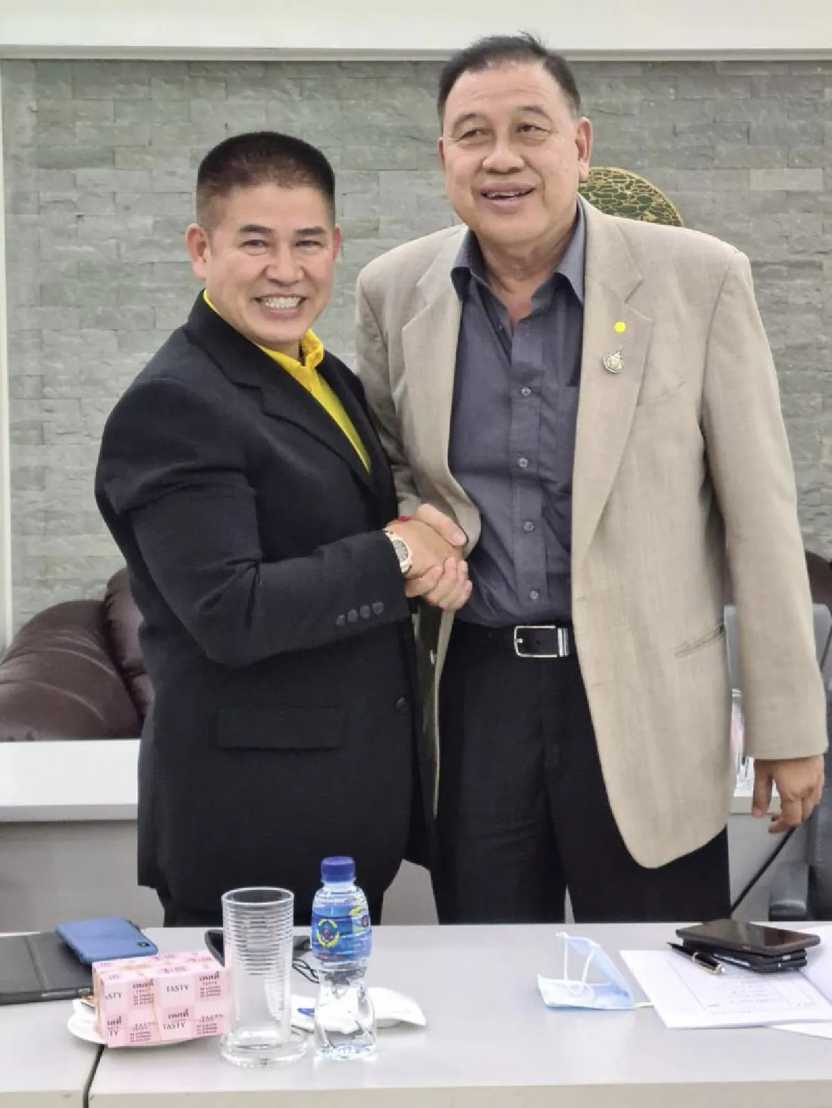 เบื้องลึก“3 ป.”เคลียร์“ธรรมนัส”  จัดฉาก“วิรัช” แพะการเมือง