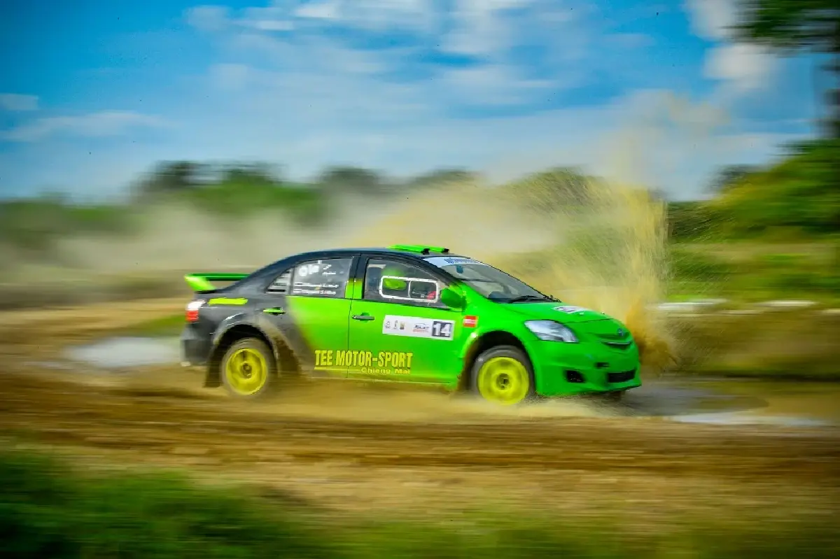 ร.ย.ส.ท.สร้างประวัติศาสตร์ใหม่ให้แรลลี่สำเร็จประเดิมสนามแรกสุดคึก