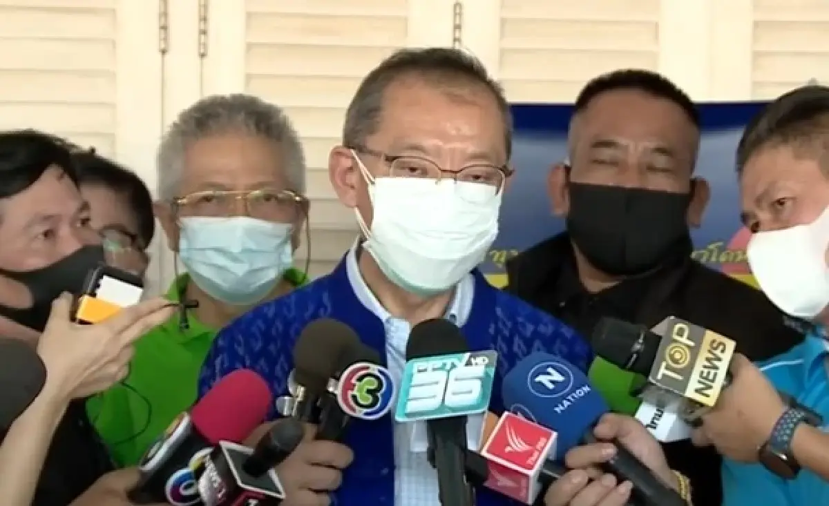 “ณรงค์ศักดิ์” ปัดลง “ผู้ว่าฯ กทม.” เหตุขาดคุณสมบัติ-ขอบคุณ “ผู้ใหญ่” ทาบทาม