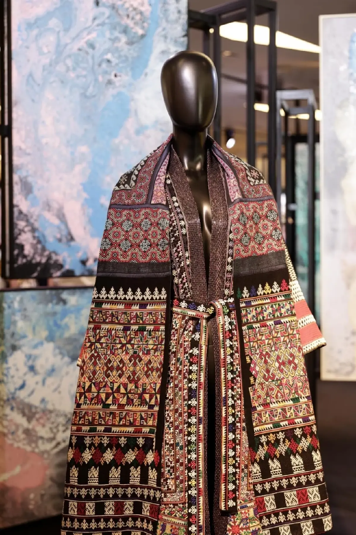 ชมนิทรรศการ “NAGARA Painting”  ฝีมือของ “นคร สัมพันธารักษ์”