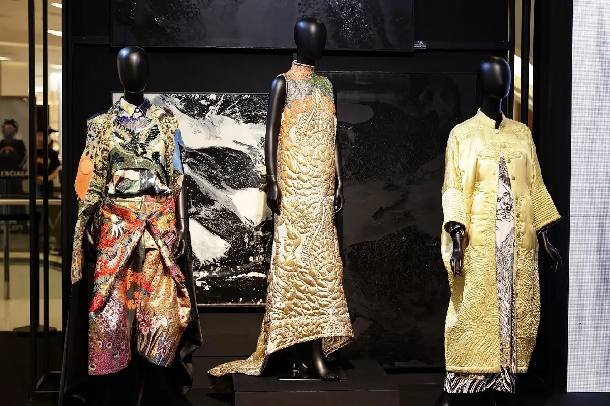 ชมนิทรรศการ “NAGARA Painting”  ฝีมือของ “นคร สัมพันธารักษ์”