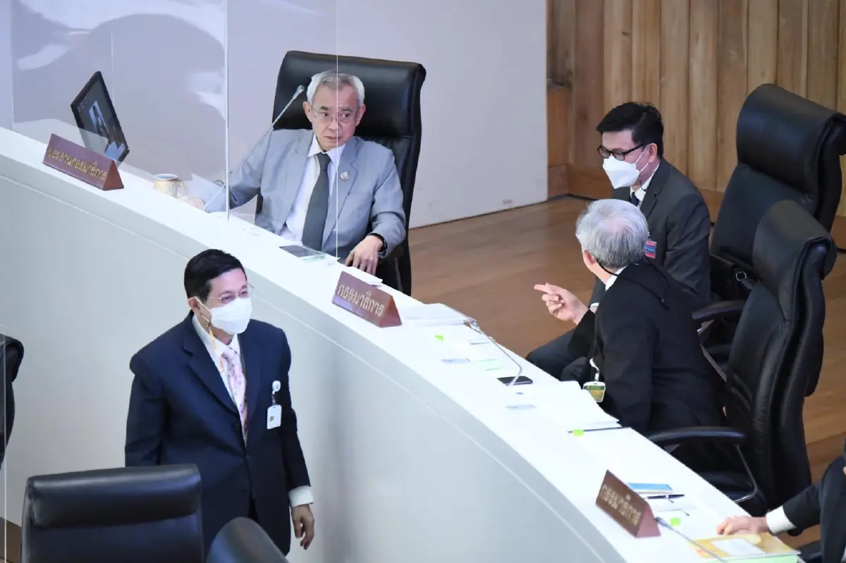 "วุฒิสภา" มติเอกฉันท์ แก้พ.ร.บ.พืชกระท่อม - ส่งคืนให้ "สภาฯ" ยืนยัน