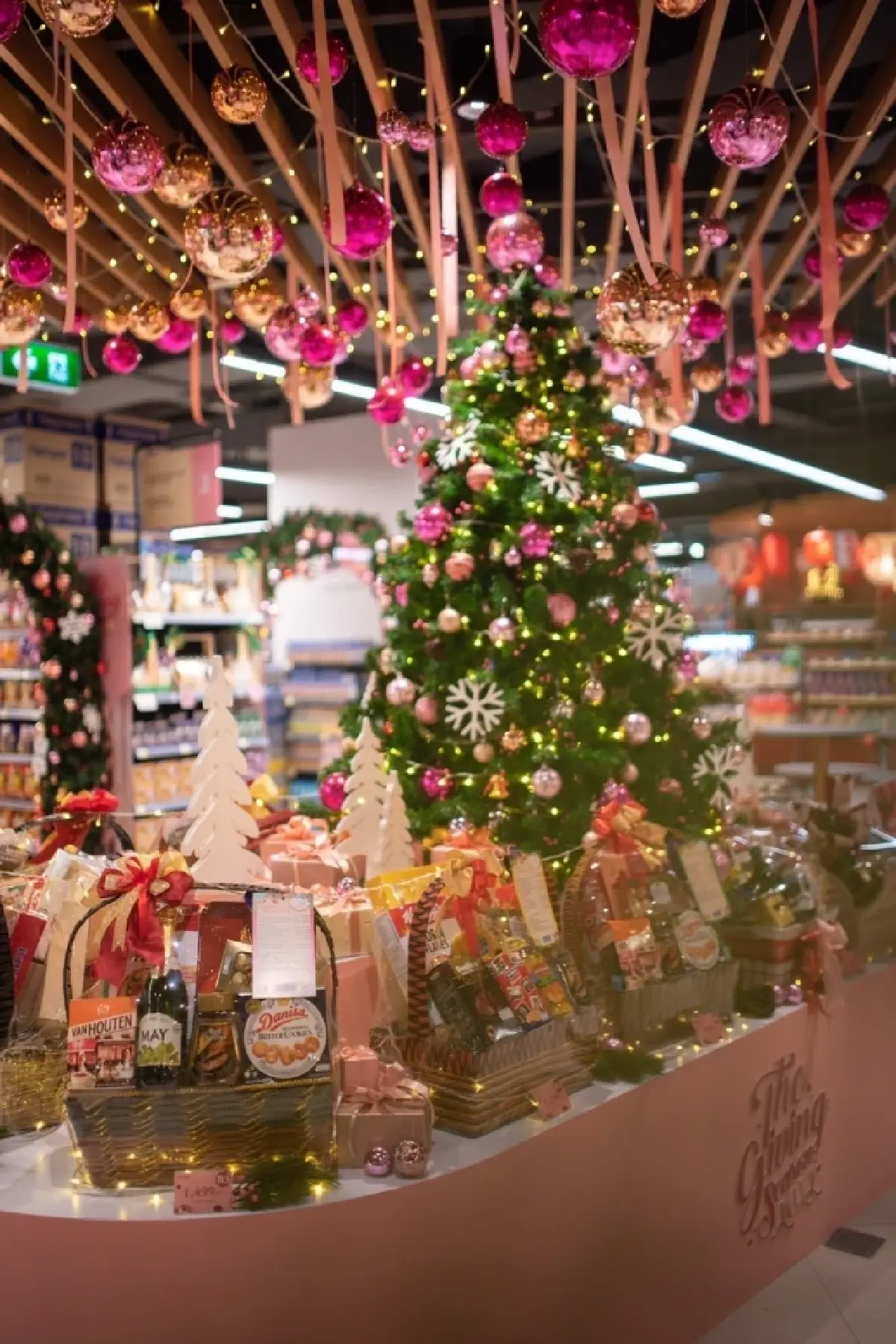 “ICONSIAM World of Gifts 2021” มหัศจรรย์เทศกาลของขวัญปีใหม่สุดยิ่งใหญ่แห่งปี