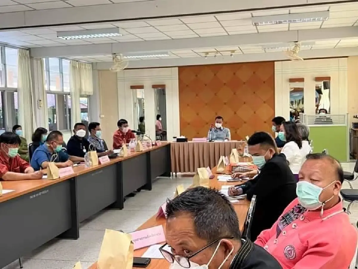 ผู้ว่าฯลำปาง ย้ำประชาชนต้องรับวัคซีนเข็มกระตุ้นครบ 100 % ภายใน 1 เดือน