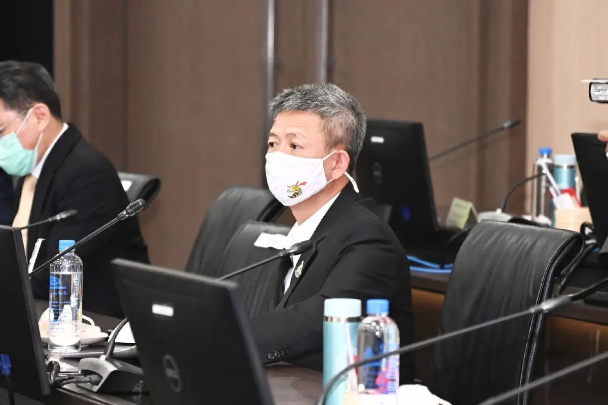 "เฉลิมชัย" นำทีมแจงงบฯปี 66 มุ่งพัฒนาชีวิต สร้างรายได้สู่ครัวเรือนเกษตรกร
