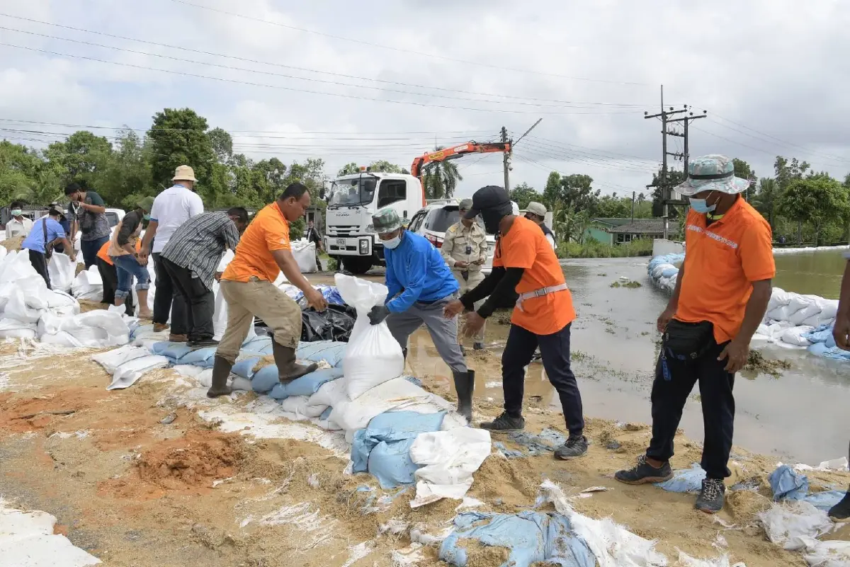 "เฉลิมชัย" สั่งด่วน ชป. เร่งช่วยชาวมูโนะ หลังมีฝนตกหนัก