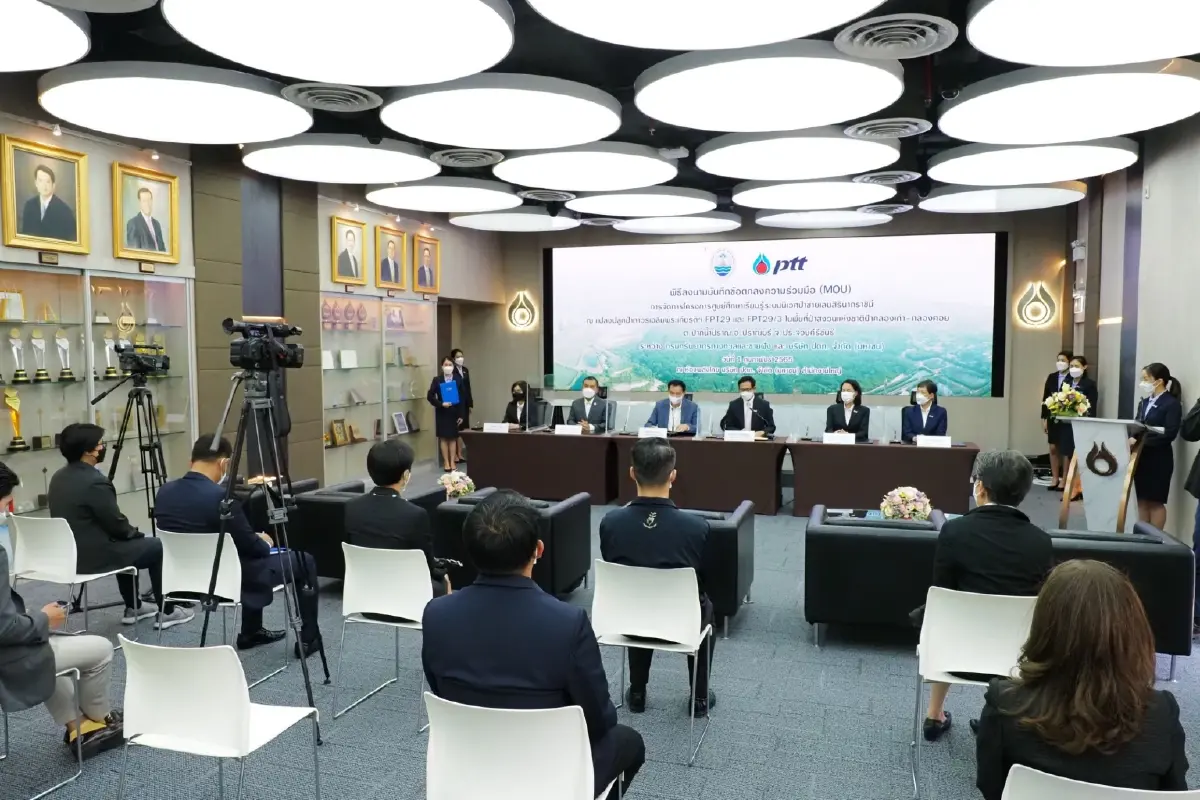 เดินหน้าโครงการ "ศูนย์ศึกษาเรียนรู้ระบบนิเวศป่าชายเลนสิรินาถราชินี" ประจวบคีรีขันธ์