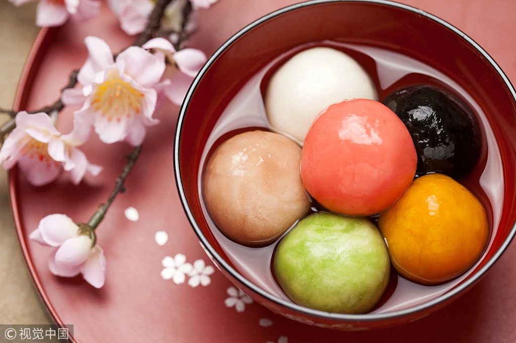 “เทศกาลหยวนเซียว” กินขนม-ชมโคมไฟ จะโชคดีมีสุข