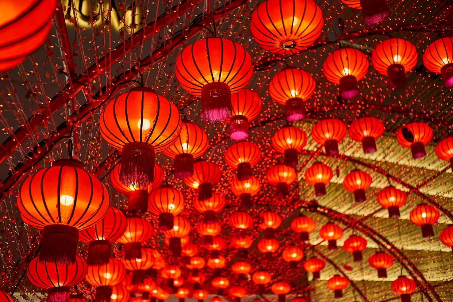 “เทศกาลหยวนเซียว” กินขนม-ชมโคมไฟ จะโชคดีมีสุข