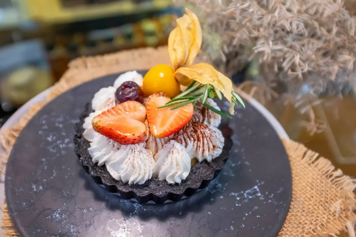 ต้อนรับวาเลนไทน์ ที่งาน “ICONSIAM The Iconic Sweet Avenue”