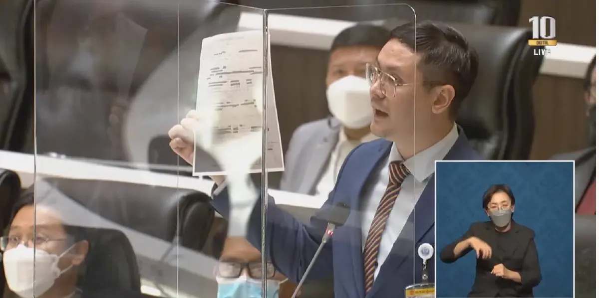 "โรม" เปิดคำให้การ "พล.ต.ต.ปวีณ" ขอลี้ภัย โยง "ประวิตร" ไม่ปกป้อง "ขรก.น้ำดี"