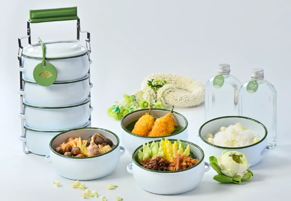 "ข้าวแช่" คลายร้อนที่ริมน้ำ... "โรงแรมแมนดาริน โอเรียนเต็ล"