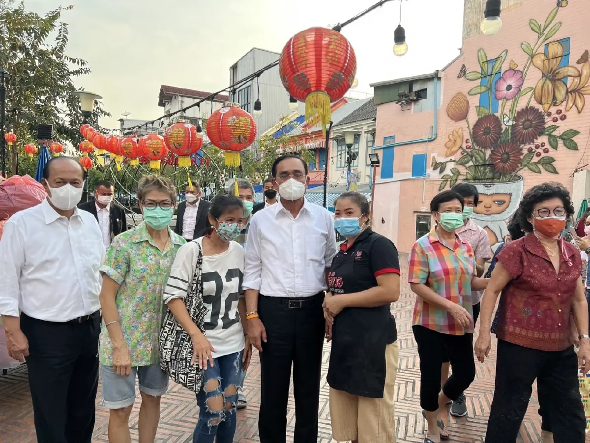 "2ป." ลงพื้นที่ "คลองโอ่งอ่าง" เช็กเรตติ้ง โว ผลงานรัฐบาล ที่โลกยอมรับ