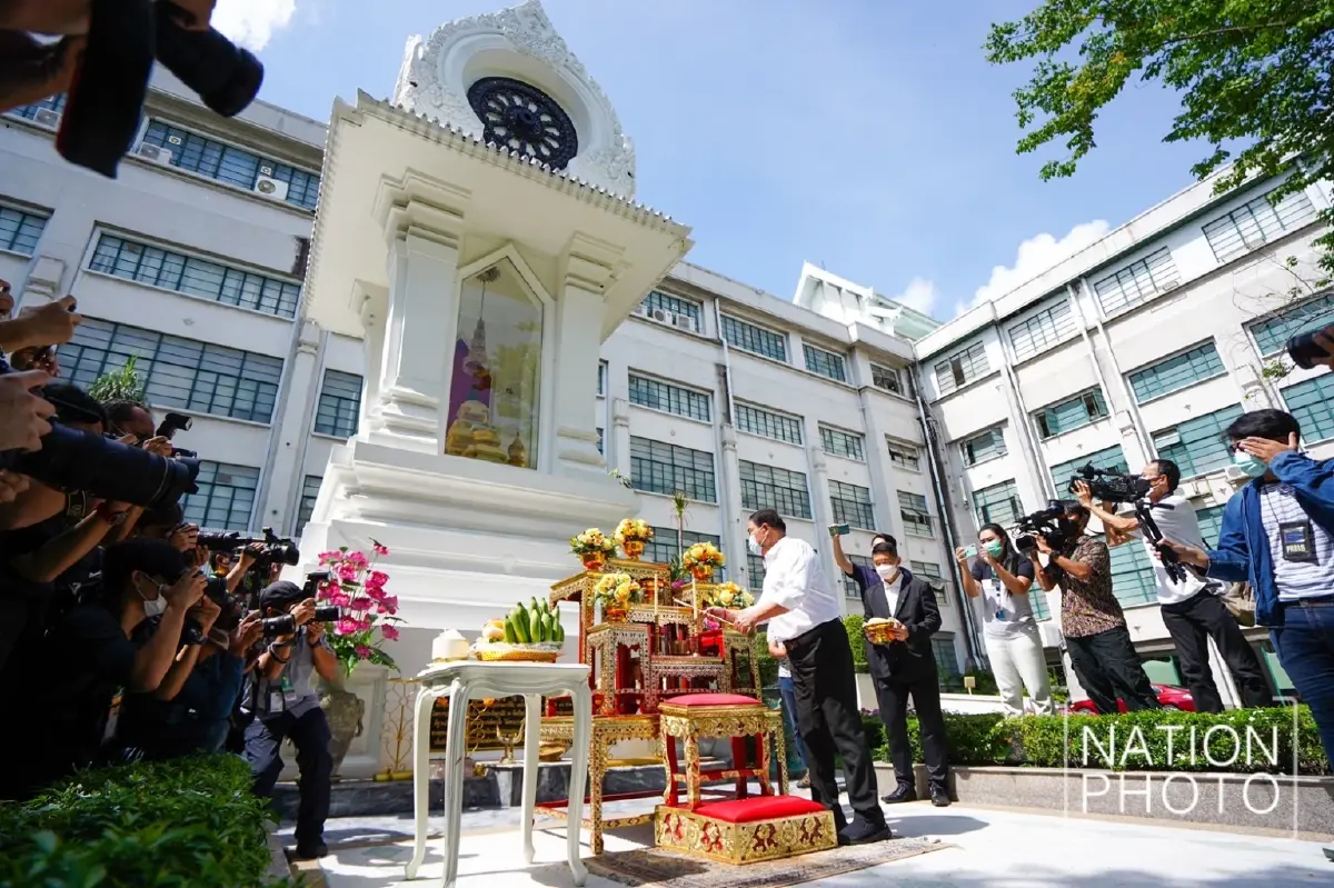 "อัศวิน" เปิดใจแถลงลาออก "ผู้ว่าฯกทม." ปิดฉาก 5 ปี ชูนโยบายกรุงเทพฯต้องไปต่อ
