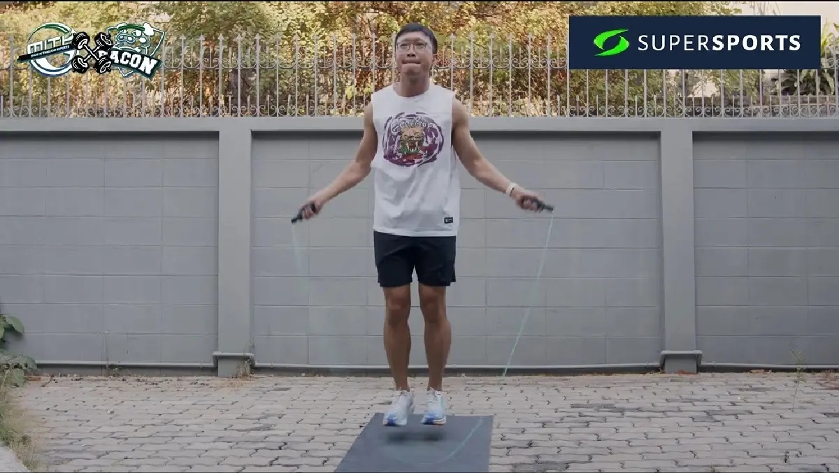 “ท่าออกกำลังกายแก้ปวดเมื่อย” สำหรับเกมเมอร์และคน "WFH"