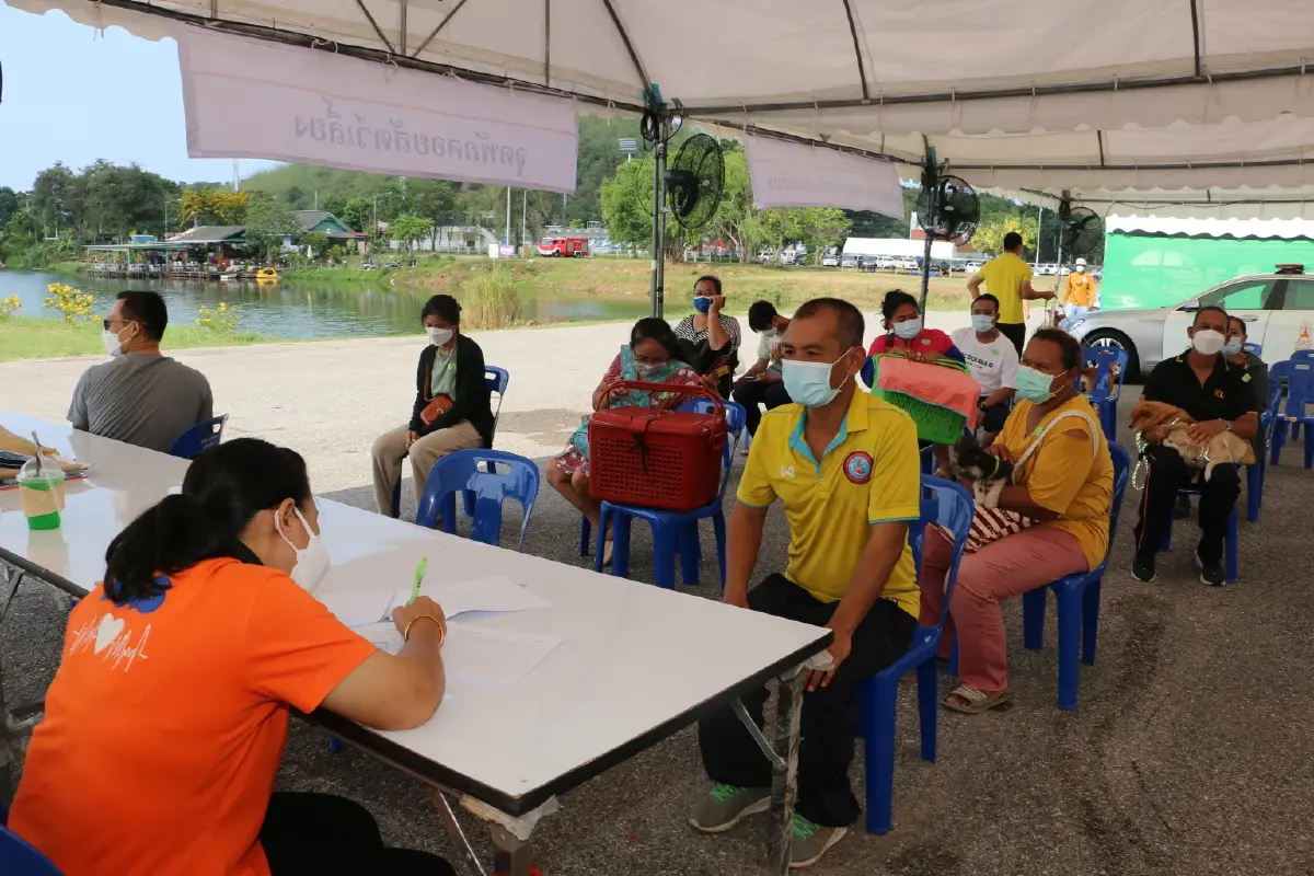 กรมพระศรีสวางควัฒนฯ เสด็จไปทรงออกหน่วยสัตวแพทย์อาสาจุฬาภรณ์ ป้องกันการแพร่ระบาดโรคพิษสุนัขบ้า เป็นวันที่สอง