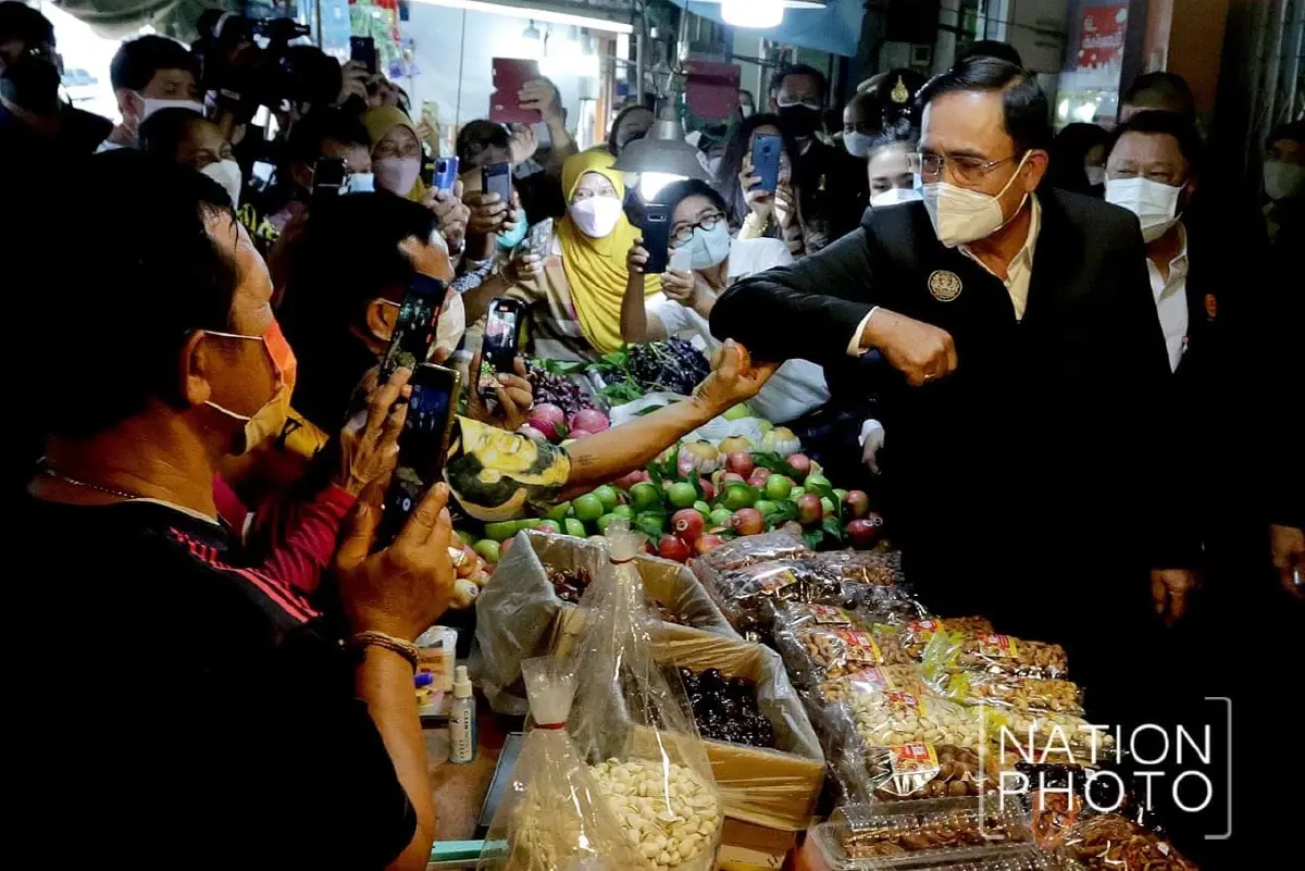 "นายกฯ" อ้อนคนหาดใหญ่ บอก เอาหัวใจมาฝาก แนะ "เลือกตั้ง" เลือกให้ดี
