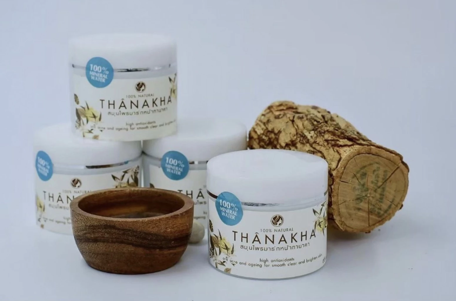 เกษตรกรยิ้มแป้น "ตลาดเกษตรกรออนไลน์" ทำยอดขายให้ 400 ล. สมัครสมาชิกเช็กเลย!