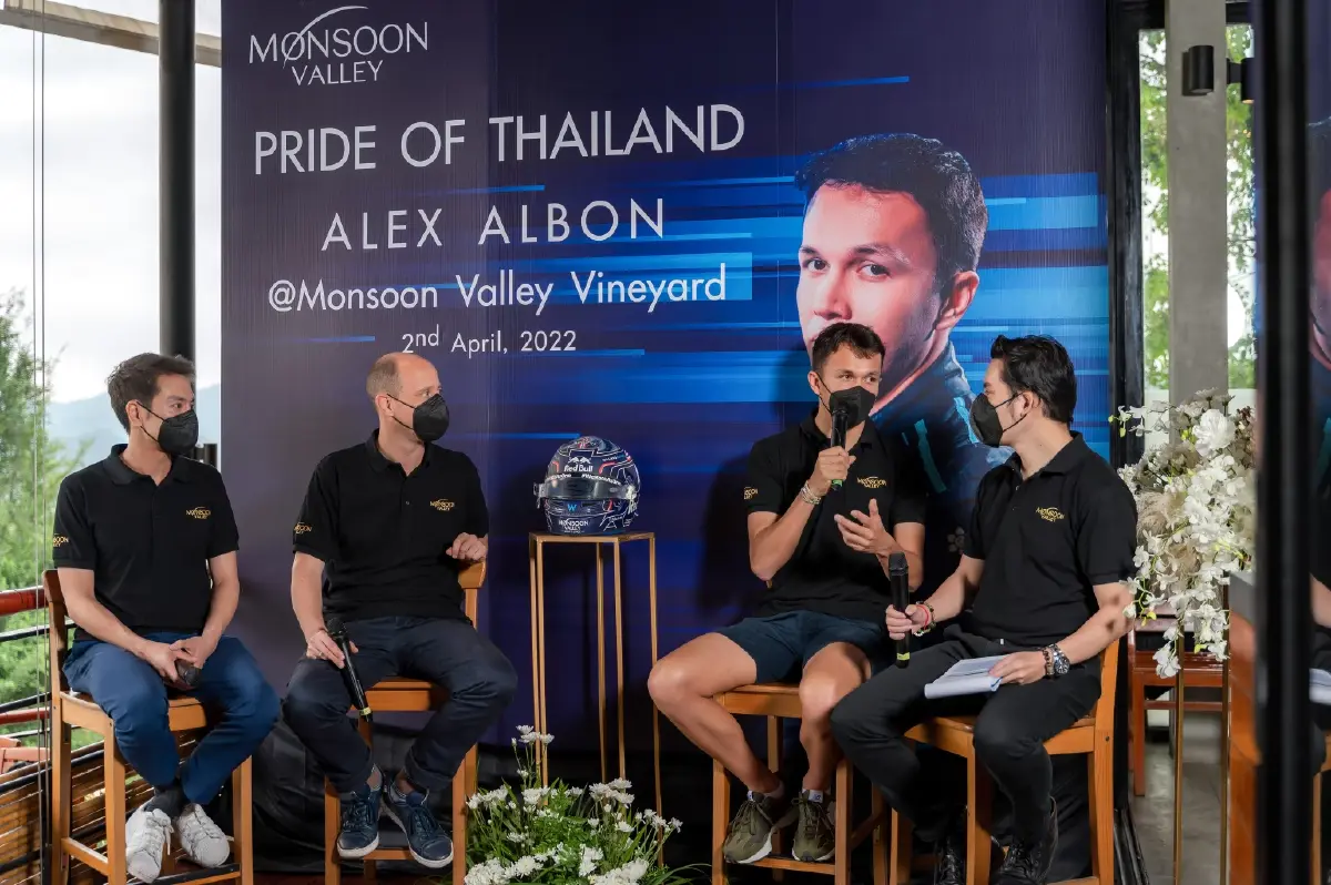 ความมุ่งมั่นที่ทรงพลัง มอนซูน แวลลีย์ รังสรรค์ความร่วมมือแห่งชัยชนะ กับ “อเล็กซ์ อัลบอน” นักแข่งรถฟอร์มูล่า วัน สายเลือดไทย