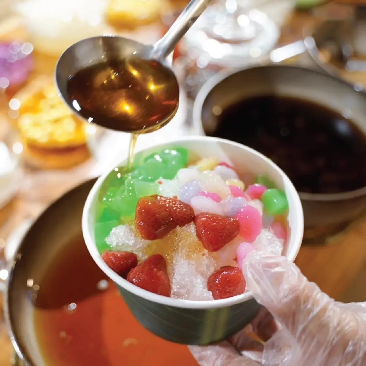 “เที่ยวสงกรานต์” กราบ “พระพุทธเมตตา” จากอินเดีย, ชม “นางสงกรานต์” ใบเฟิร์น